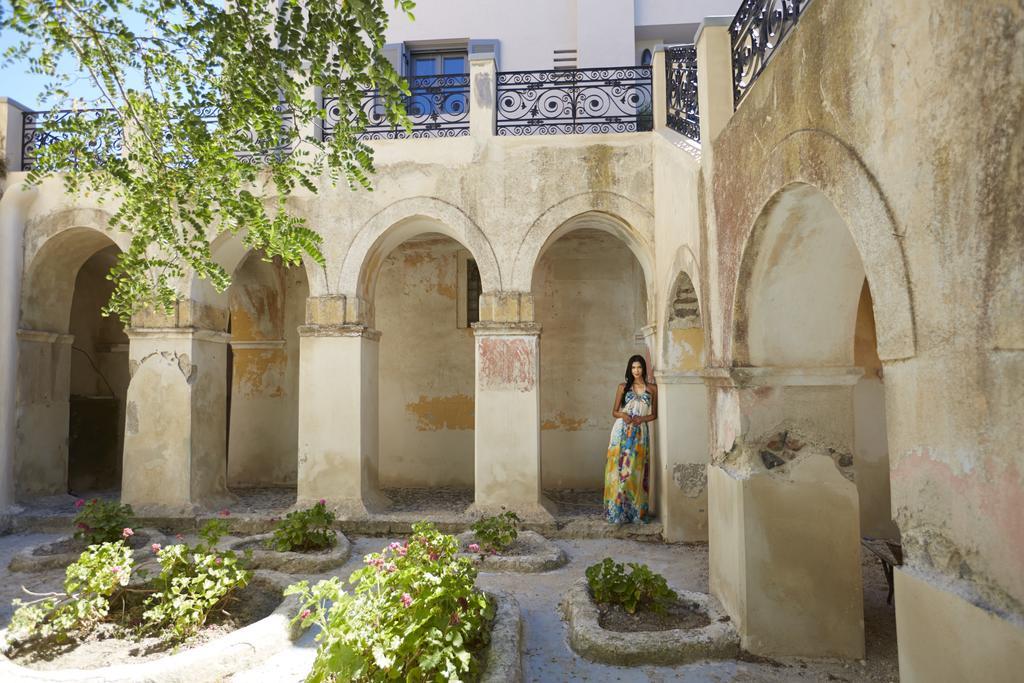 Pyrgos Houses By Voreina Exterior photo