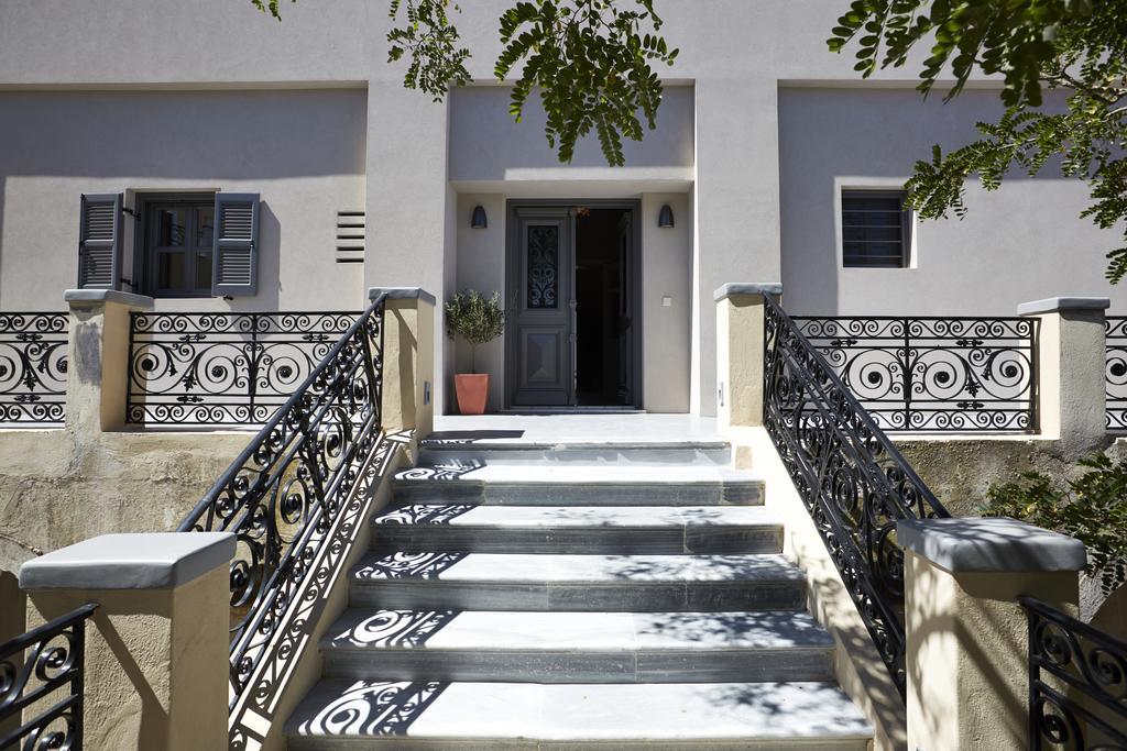 Pyrgos Houses By Voreina Exterior photo