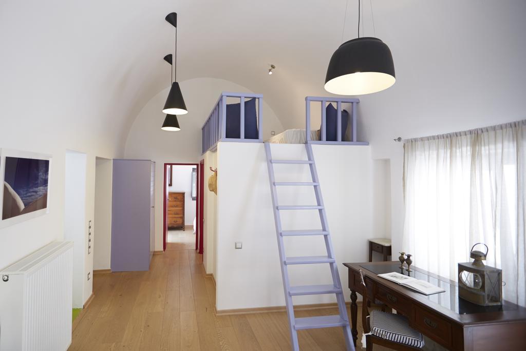 Pyrgos Houses By Voreina Exterior photo